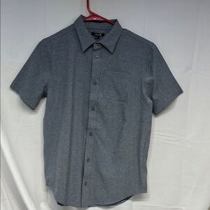 Joe’s Jeans  front button down short sleeve
Pocket  collard two tone grey shirt
